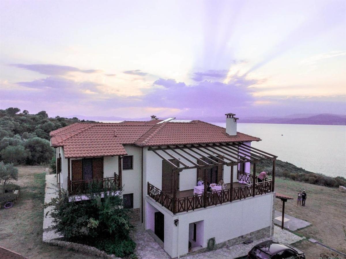 Marvelous Sea View Eco Studio อาโมเลียนี ภายนอก รูปภาพ
